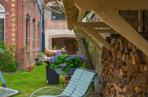 Honfleur Bed & Breakfast | 100 m² Bed and breakfast ∙ 2 bedrooms ∙ 4 guests