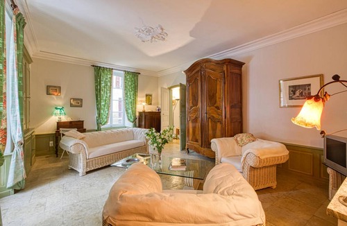 Saint-Jean-du-Bruel Apartment | 100 m² Apartment ∙ 1 bedroom ∙ 2 guests