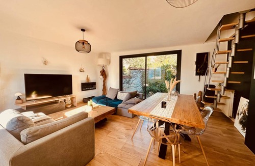 Cadereau House | 100 m² House ∙ 3 bedrooms ∙ 8 guests