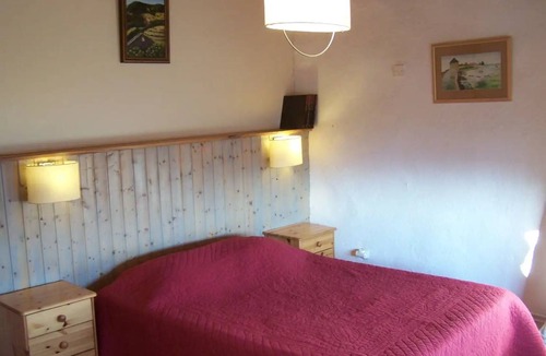 Gluiras House | 100 m² House ∙ 4 bedrooms ∙ 7 guests