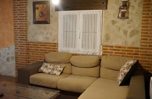 Rueda House | 100 m² House ∙ 5 bedrooms ∙ 8 guests