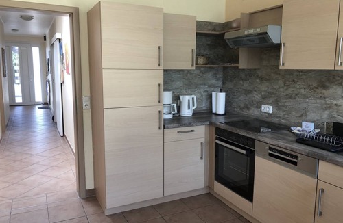 Neufeld House | 100 m² House ∙ 2 bedrooms ∙ 5 guests
