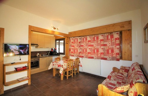Les Almes Apartment | 100m from ski slopes, Ground floor, tv, ski locker, 40m², Tignes