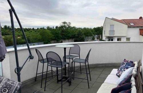 Moerfelden-Walldorf Apartment | 105 m² Apartment ∙ 2 bedrooms ∙ 5 guests