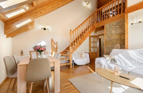 Escarrilla Apartment | 105 m² Apartment ∙ 3 bedrooms ∙ 9 guests