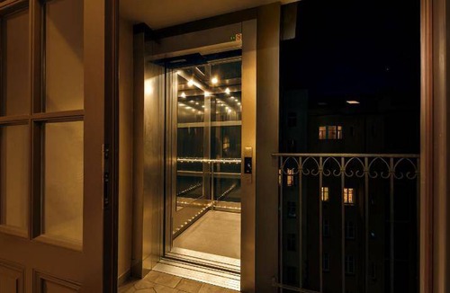 Holesovice Apartment | 110 m² Apartment ∙ 2 bedrooms ∙ 10 guests