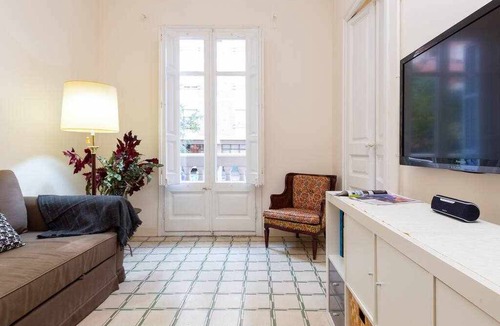 el Fort Pienc Apartment | 110 m² Apartment ∙ 4 bedrooms ∙ 11 guests