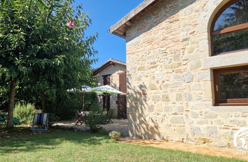 Ambres House | 110 m² Gîte ∙ 3 bedrooms ∙ 6 guests
