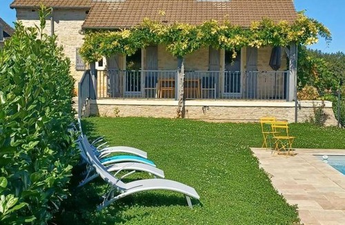 Cuzance House | 110 m² Gîte ∙ 4 bedrooms ∙ 8 guests