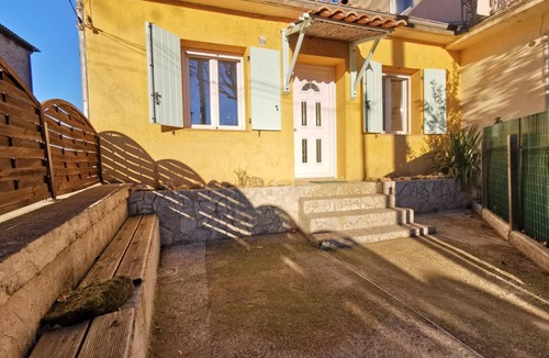 Capestang House | 114 m² Gîte ∙ 3 bedrooms ∙ 6 guests