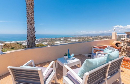 Rio Velez House | 117 m² House ∙ 2 bedrooms ∙ 4 guests