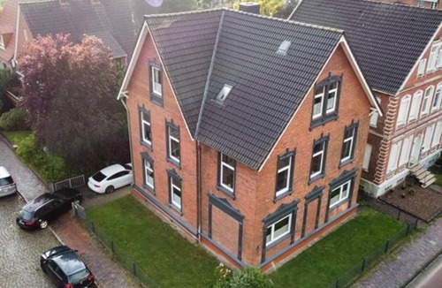 Wolthusen Apartment | 118sqm - Old building apartment - With river view - 2SS/1BR/1WZ - Charming old building apartments