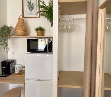 Beaux Arts-Boutonnet Bed & Breakfast | 12 m² Bed and breakfast ∙ 2 guests