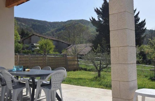 Thueyts Villa | 125 m² Villa ∙ 4 bedrooms ∙ 8 guests