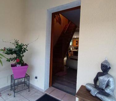 Lagrange Bed & Breakfast | 13 m² Bed and breakfast ∙ 3 guests