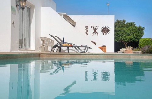 Conil Villa | 130 m² Villa ∙ 3 bedrooms ∙ 6 guests