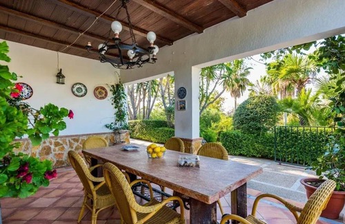 Villamartin Villa | 130 m² Villa ∙ 4 bedrooms ∙ 10 guests