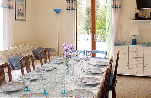 Ceyreste House | 135 m² House ∙ 4 bedrooms ∙ 8 guests