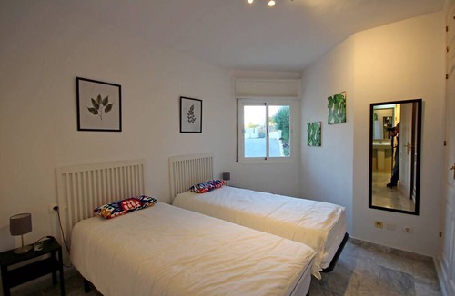 Ciudad Universitaria Apartment | 138 m² Apartment ∙ 3 bedrooms ∙ 6 guests