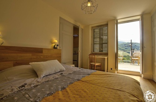 Boyeux-Saint-Jerome House | 140 m² Gîte ∙ 3 bedrooms ∙ 6 guests