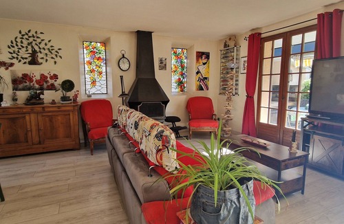 Lunel Villa | 15 minutes from the beach VERY NICE LANGUEDOCIENNE HOUSE offering peace and serenity
