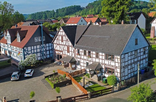 Ober-Waroldern Apartment | 150 m² Apartment ∙ 5 bedrooms ∙ 14 guests