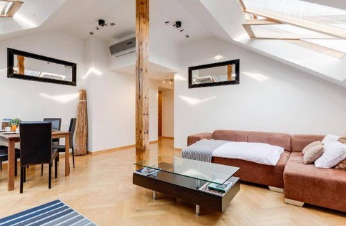 Josefov Apartment | 150 m² Apartment ∙ 3 bedrooms ∙ 6 guests