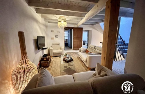 Taurize House | 150 m² Gîte ∙ 3 bedrooms ∙ 10 guests