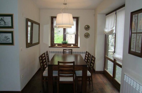 Sallent de Gallego House | 156 m² House ∙ 5 bedrooms ∙ 10 guests