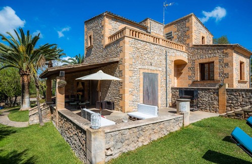 Arta House | 160 m² Finca ∙ 3 bedrooms ∙ 6 guests