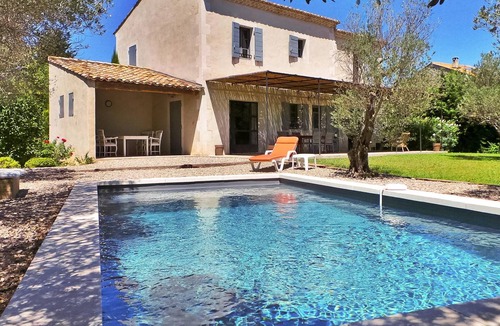 Paradou House | 160 m² House ∙ 3 bedrooms ∙ 6 guests