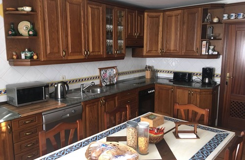 Cabezabellosa Cottage | 16C Manor Cottage, superb views, Birdwatching Centre, sets in a mountain village