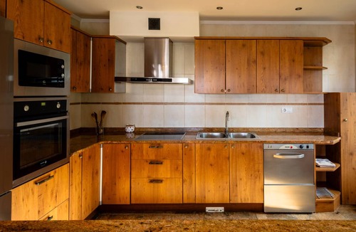 Asparrena House | 175 m² House ∙ 6 bedrooms ∙ 16 guests