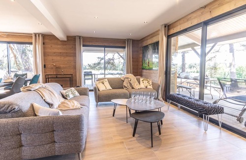 Le Chambon-sur-Lignon Cottage | 190 m² Cabin ∙ 6 bedrooms ∙ 12 guests