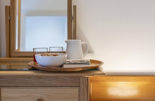 Bath Cottage | 2 Bed in Bath (oc-bhr54)