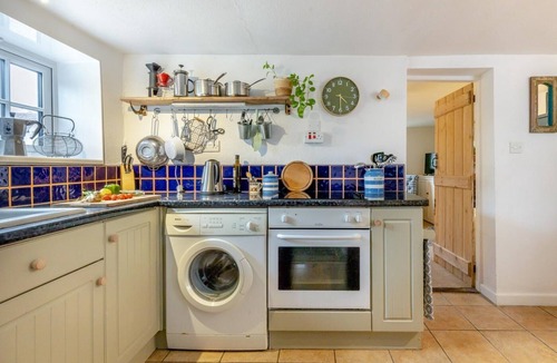 Bodham Cottage | 2 Bed in Bodham (oc-s29720)