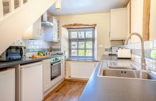 Brecon Cottage | 2 Bed in Cantref (oc-t32629)