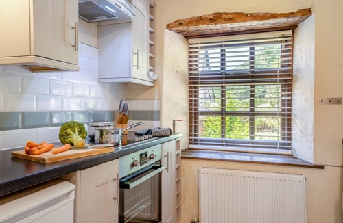 Brecon Cottage | 2 Bed in Cantref (oc-t32629)