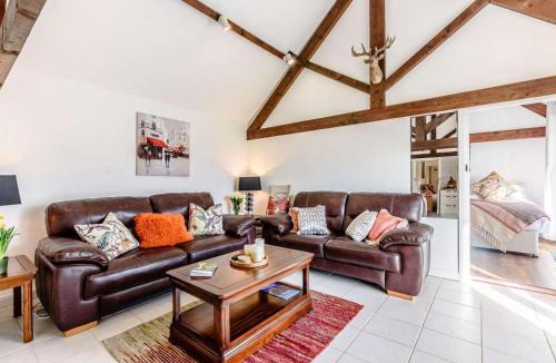 Chippenham House | 2 Bed in Chippenham oc-77333
