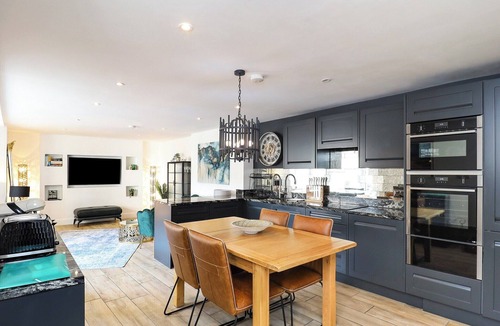 Seaview Cottage | 2 bedroom accommodation in Seaview