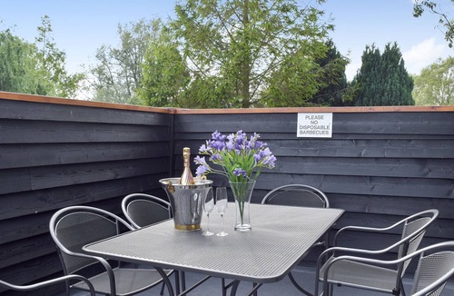 Beccles Cottage | 2 bedroom accommodation in Beccles, near Gillingham