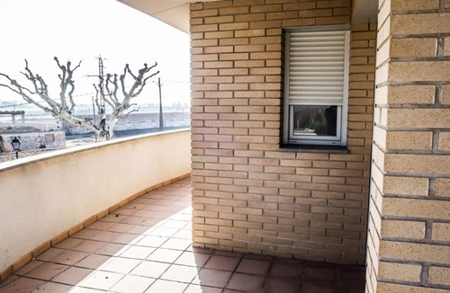 Boldu House | 2 PRECIOSAS CASAS ADOSADAS, LA FULIOLA (Lleida) ALQUILER TEMPORAL, 7 personas.