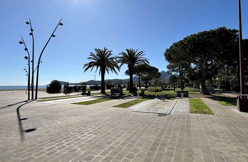 Argeles Plage Apartment | 2-room apartment, sleeps 5, direct beach access, Argelès-sur-Mer