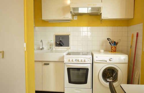 Argeles Plage Apartment | 2-room apartment, sleeps 5, direct beach access, Argelès-sur-Mer
