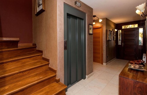 La Seu d'Urgell Other | 200 m² Accommodation ∙ 6 bedrooms ∙ 14 guests
