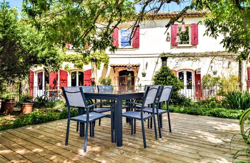 Pont-Saint-Esprit House | 200 m² Maisonette ∙ 6 bedrooms ∙ 9 guests