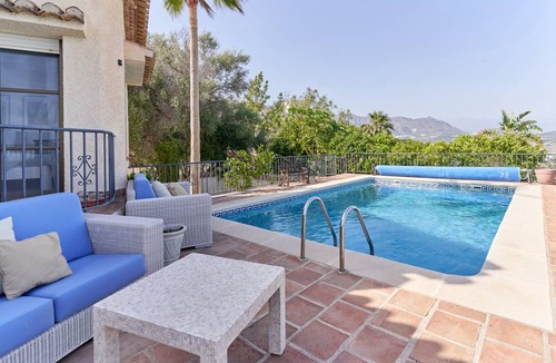 Salobrena Villa | 200 m² Villa ∙ 3 bedrooms ∙ 8 guests