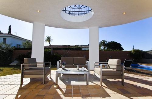 Cambrils Villa | 200 m² Villa ∙ 4 bedrooms ∙ 10 guests