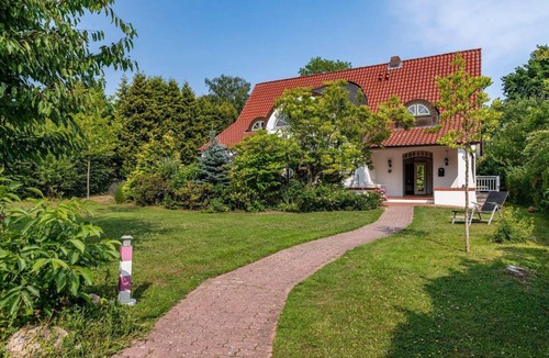 Hohwacht Apartment | 229 m² Apartment ∙ 6 bedrooms ∙ 10 guests