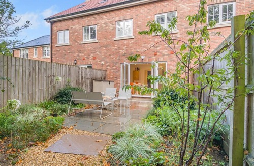 Framlingham Cottage | 3 Bed in Framlingham (oc-m32532)